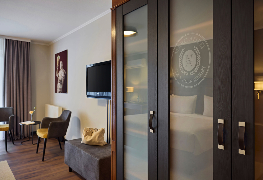 Beispiel eines Doppelzimmers Komfort im Dorint Marc Aurel Resort Bad Gögging