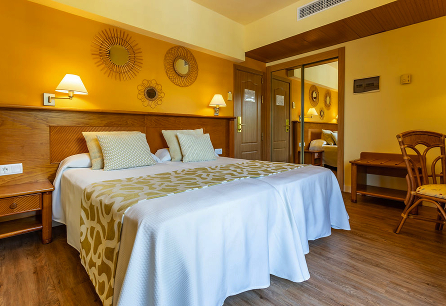 Beispiel eines Doppelzimmers im Hotel Ona Palmira Paguera