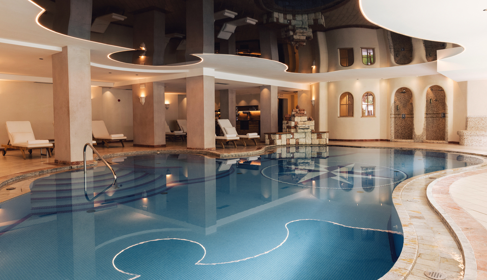 Eintauchen und abschalten – so entspannt ist der Wellnessbereich Ihres Hotels.