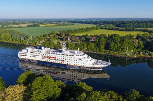 Freuen Sie sich auf die Fahrt entlang des Nord-Ostsee-Kanals.