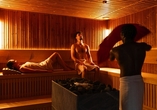 Genießen Sie die wohltuende Wärme der Sauna.