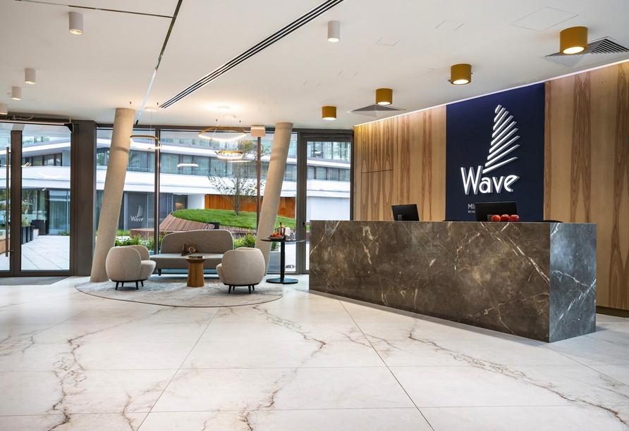 Die Mitarbeiter im Wave Resort & SPA heißen Sie herzlich willkommen!