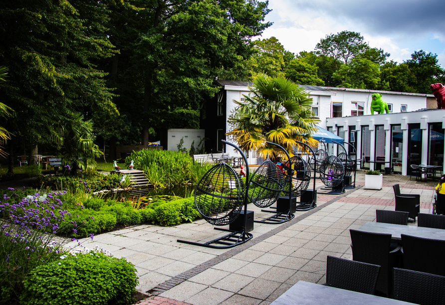 Das Hotel de Elderschans begrüßt Sie mitten im Grünen.