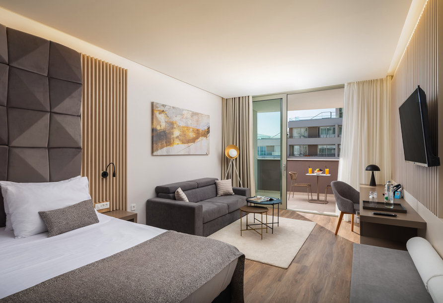 Beispiel eines Doppelzimmer Deluxe mit seitlichem Meerblick