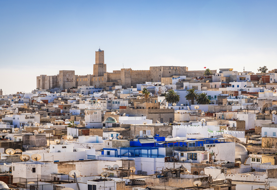 Die lebhafte Hafenstadt Sousse kombiniert orientalisches Flair mit entspannten Momenten.