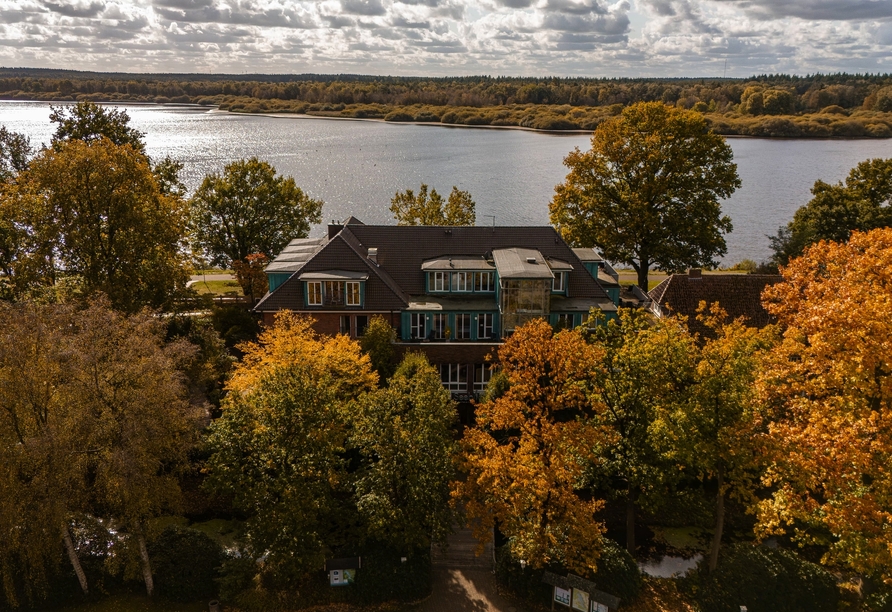 Luftansicht auf das Hotel