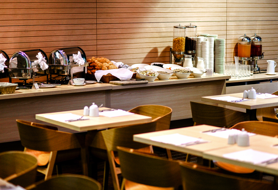 Das Frühstücksbuffet sorgt dafür, dass Sie mit genug Energie in den Tag starten.