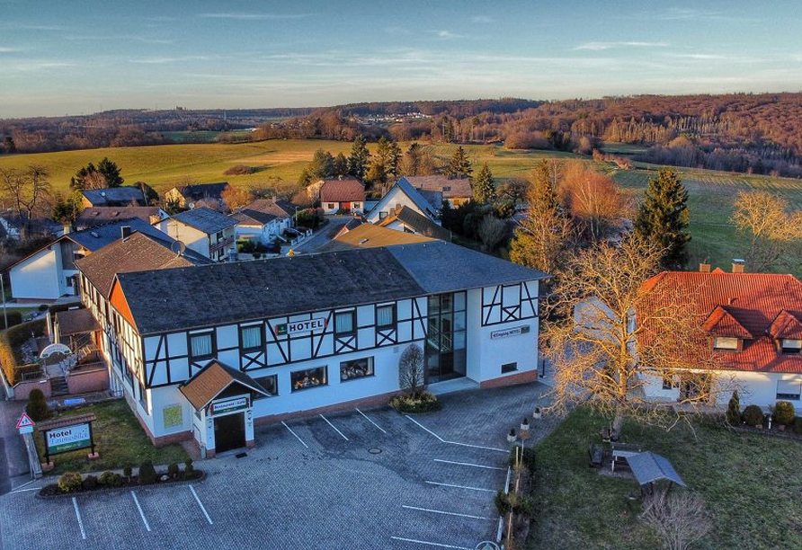 Außenansicht des Hotels Taunusblick