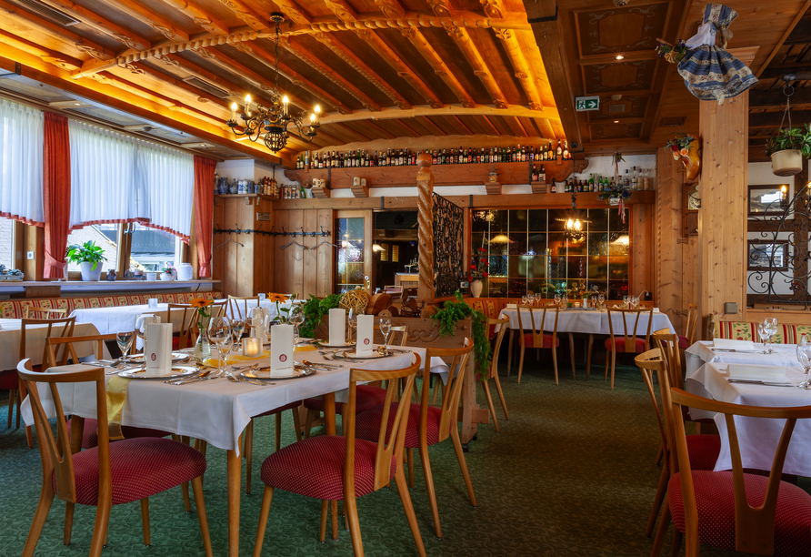 Lassen Sie sich im Restaurant kulinarisch verwöhnen.