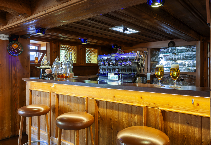 In der Zylinderbar können Sie Ihren Tag gemütlich ausklingen lassen.