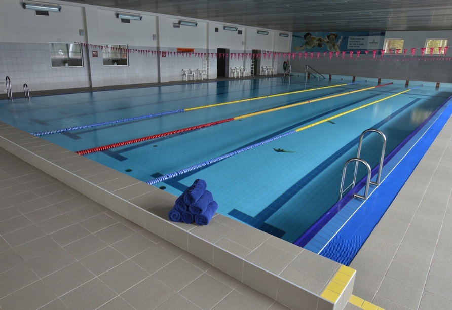 Hallenbad im Hotel Srni