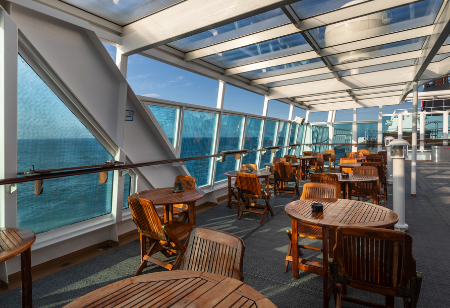 Aussichtsdeck an Bord Ihres Schiffes