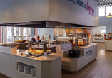 Im Buffetrestaurant werden Sie bestens versorgt.