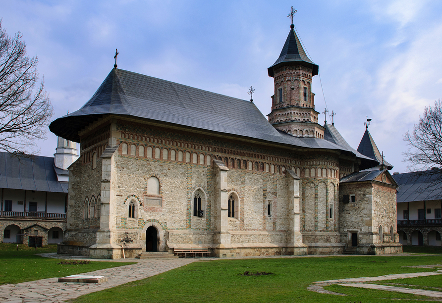 An Tag 4 besuchen Sie das Kloster Neamț.