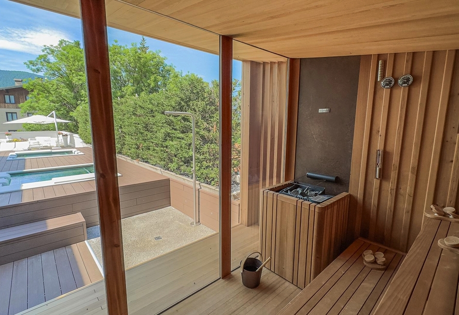 Von der Sauna aus können Sie eine fantastische Aussicht genießen.