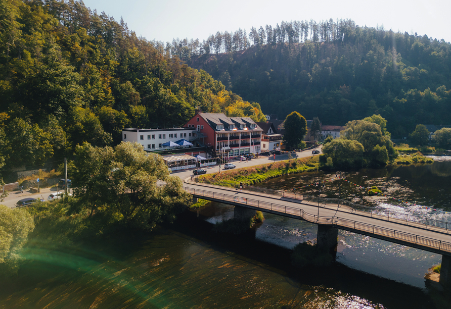 Außenansicht Ihres Hotels am Schlossberg