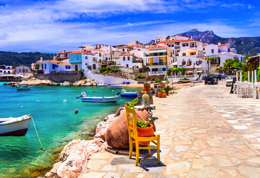 Schlendern Sie durch Ihren Urlaubsort Kokkari.