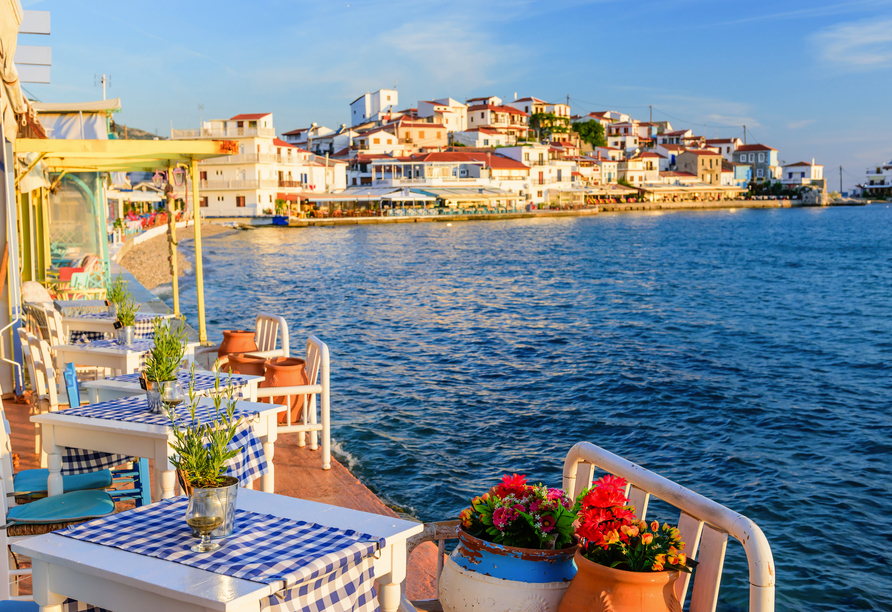 Wie wäre es mit dem Besuch einer typisch griechischen Taverne in Kokkari?