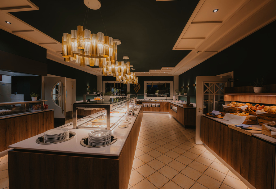 Das Buffet bietet Ihnen täglich köstliches Essen.