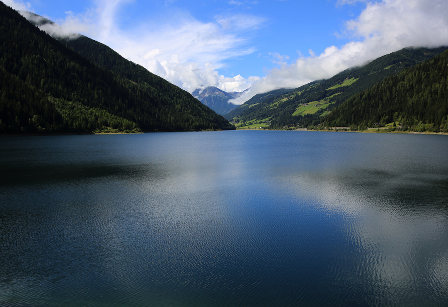 Wussten Sie, dass der Zoggler Stausee der größte unter den sechs Stauseen im Ultental ist?
