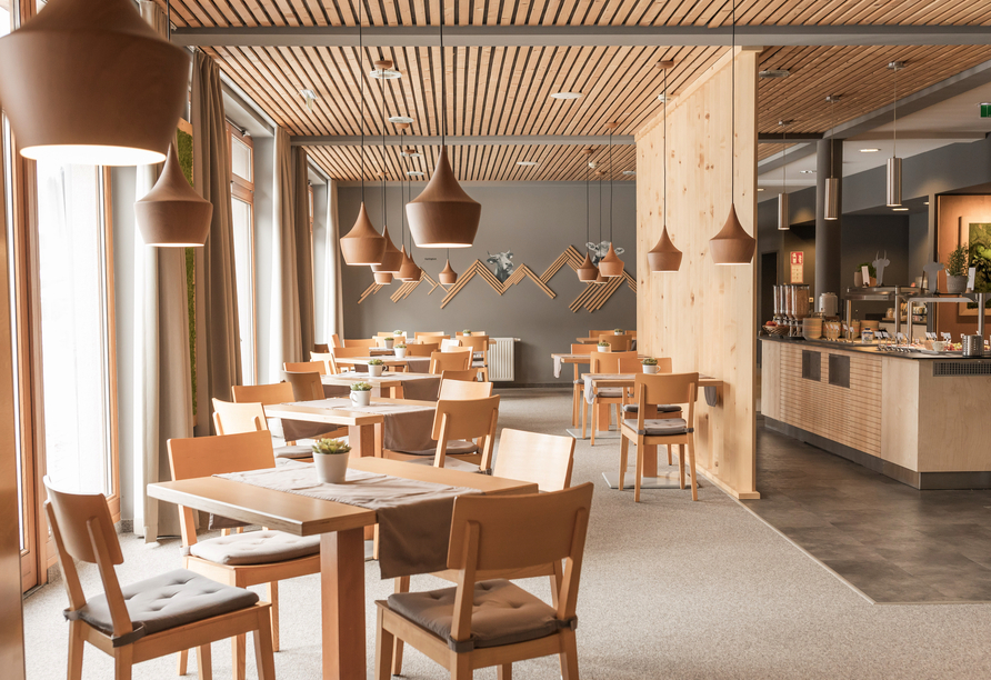 Im Restaurant des hotels werden Sie mit frischen, regionalen Gerichten verwöhnt.