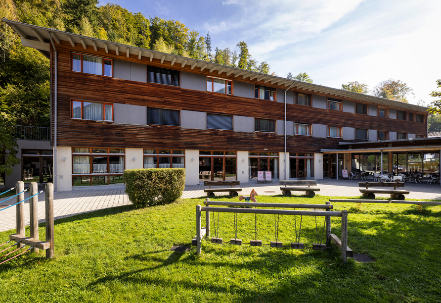 Herzlich willkommen im JUFA Hotel Montafon! 