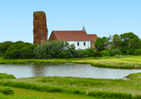 Die Alte Kirche St. Salvator ist eine der ältesten Kirchen auf den nordfriesischen Inseln.