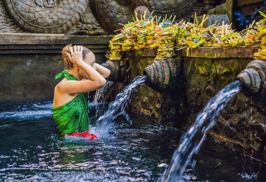 Der Tirta-Empul-Tempel ist bekannt für seine heiligen Quellen und rituellen Reinigungsbecken.
