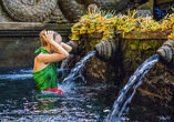 Der Tirta-Empul-Tempel ist bekannt für seine heiligen Quellen und rituellen Reinigungsbecken.