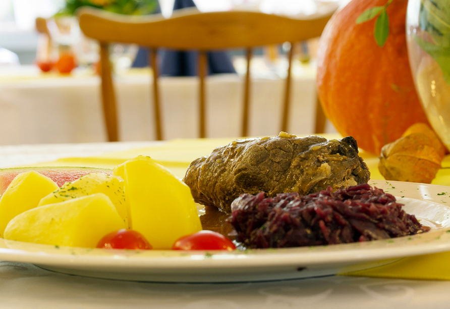 Köstliche Speisen werden Ihnen im Weinhaus Traube serviert.