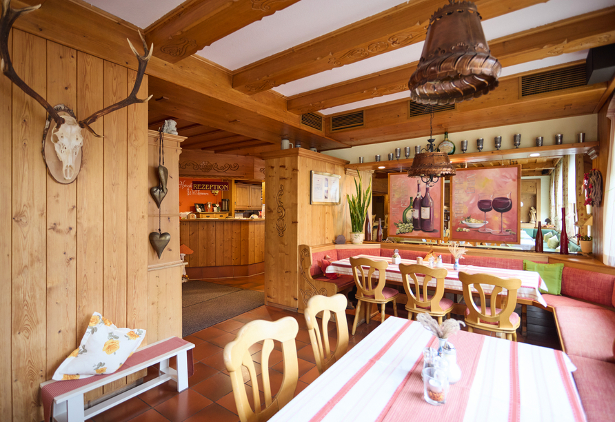 Alle Zutaten entstammen dem fruchtbaren fränkischen Boden – vom Weiderind über das heimische Frühstücksei bis zum Hüttenkäs'. 