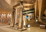 Das Grand Egyptian Museum präsentiert mehr als 100.000 Artefakte aus über 5.000 Jahren ägyptischer Geschichte.