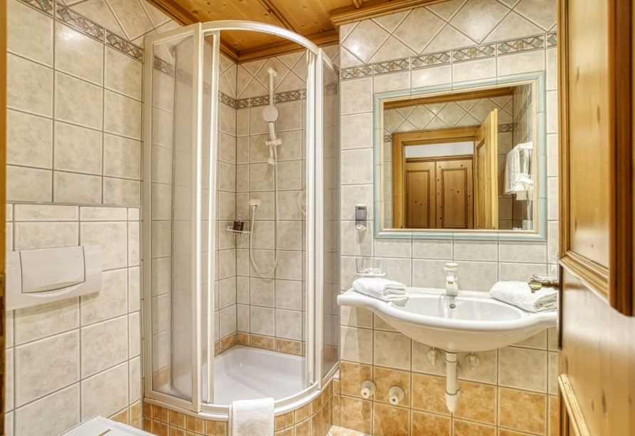 Beispiel eines Badezimmers im Doppelzimmer 