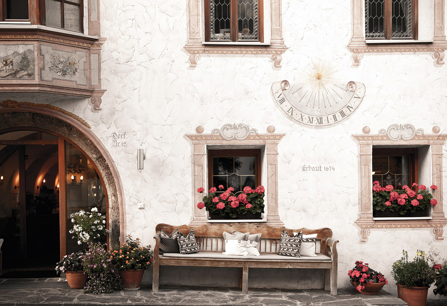 Das Gebäude des Hotels Der Hoferwirt wurde 1674 errichtet.
