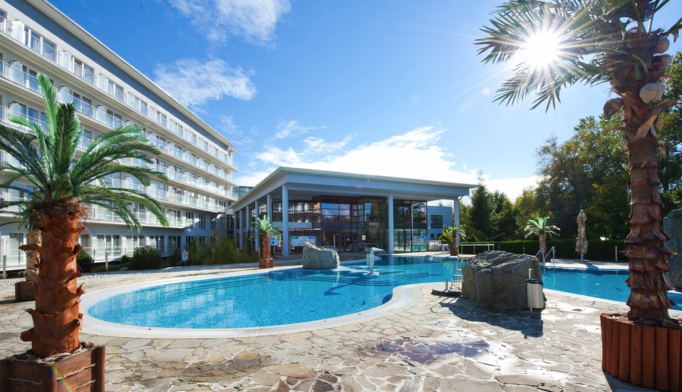 Außenpool des Hotels