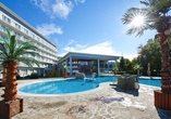 Außenpool des Hotels