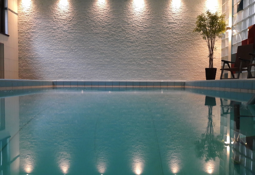 Hallenbad des Hotels
