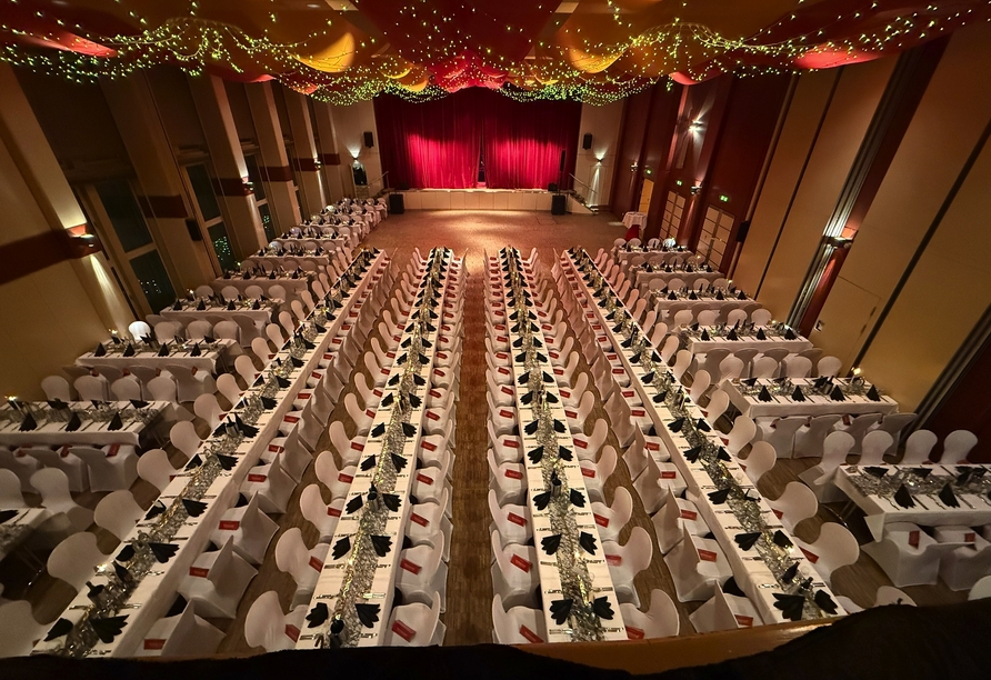 Feiern Sie einen besonderen Silvesterball im Kultur- & Kongresszentrum Kolpinghaus.