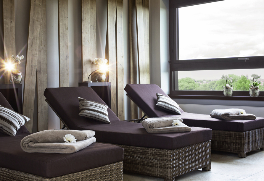 Entspannen Sie im Ruhebereich Ihres Hotels. 