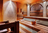 Entspannen Sie in der Finnischen Sauna im Hilton Hotel Dresden.