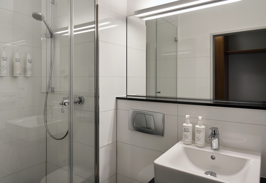 Beispiel eines Badezimmers im Doppelzimmer Business