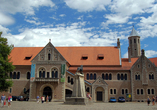 Die Burg Dankwarderode in Braunschweig fasziniert mit mittelalterlicher Pracht und eindrucksvoller Geschichte.
