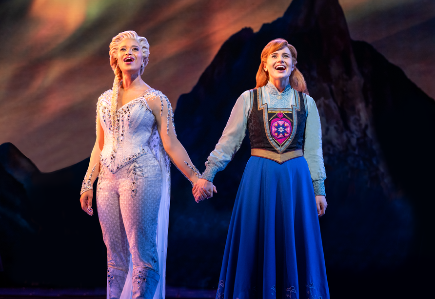 Das nahegelegene SI-Centrum bietet die Möglichkeit für unvergessliche Musicalerlebnisse.