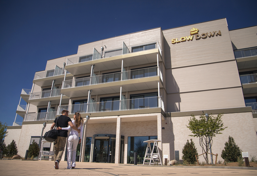 Außenansicht vom Slow Down Bottsand Hotel & Spa