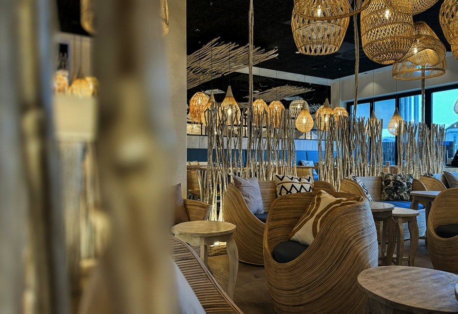 Lobby im stilvollem Bali-Ambiente
