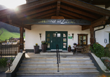 Außenansicht des Hotels Almhof Roswitha