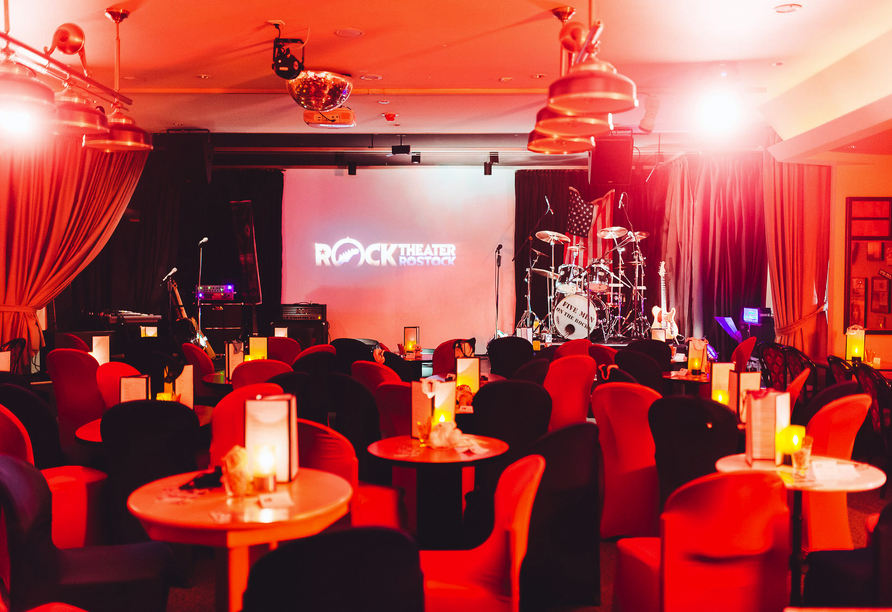 ...oder tauchen Sie in das Erlebnis rund um das hoteleigene Rocktheater ein.