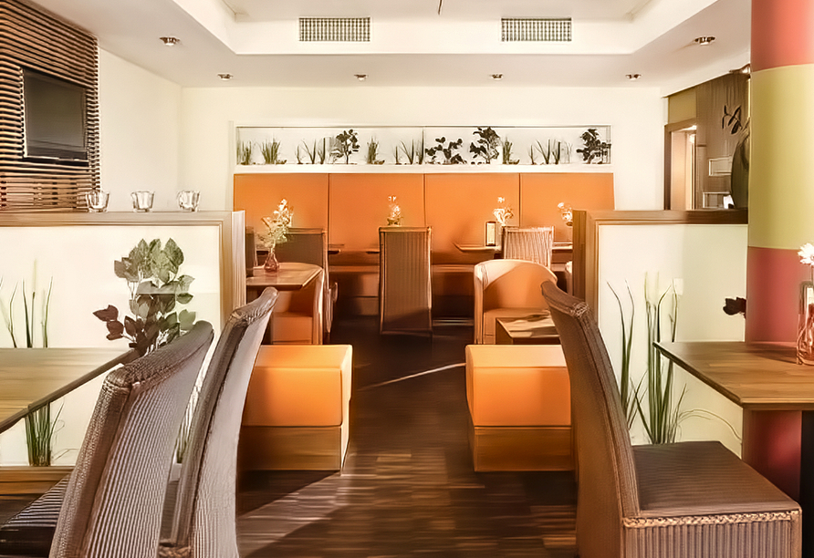 Das Restaurant wartet mit köstlichen Thüringer Spezialitäten auf Sie.