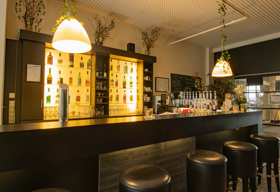 Die einladende Bar des Ferien Hotels Rennsteigblick