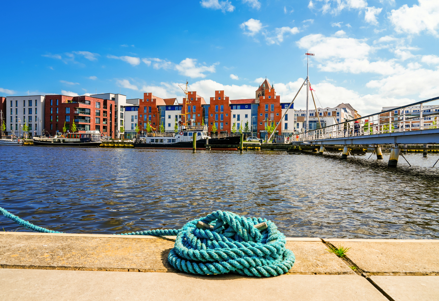 Der Greifswalder Museumshafen ist ein beliebtes Ausflugsziel und mit mehr als 50 Schiffen der größte Museumshafen Deutschlands. 